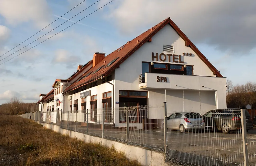 Hotel Aviator Kielce "Business Hotel Medical & Spa"-1